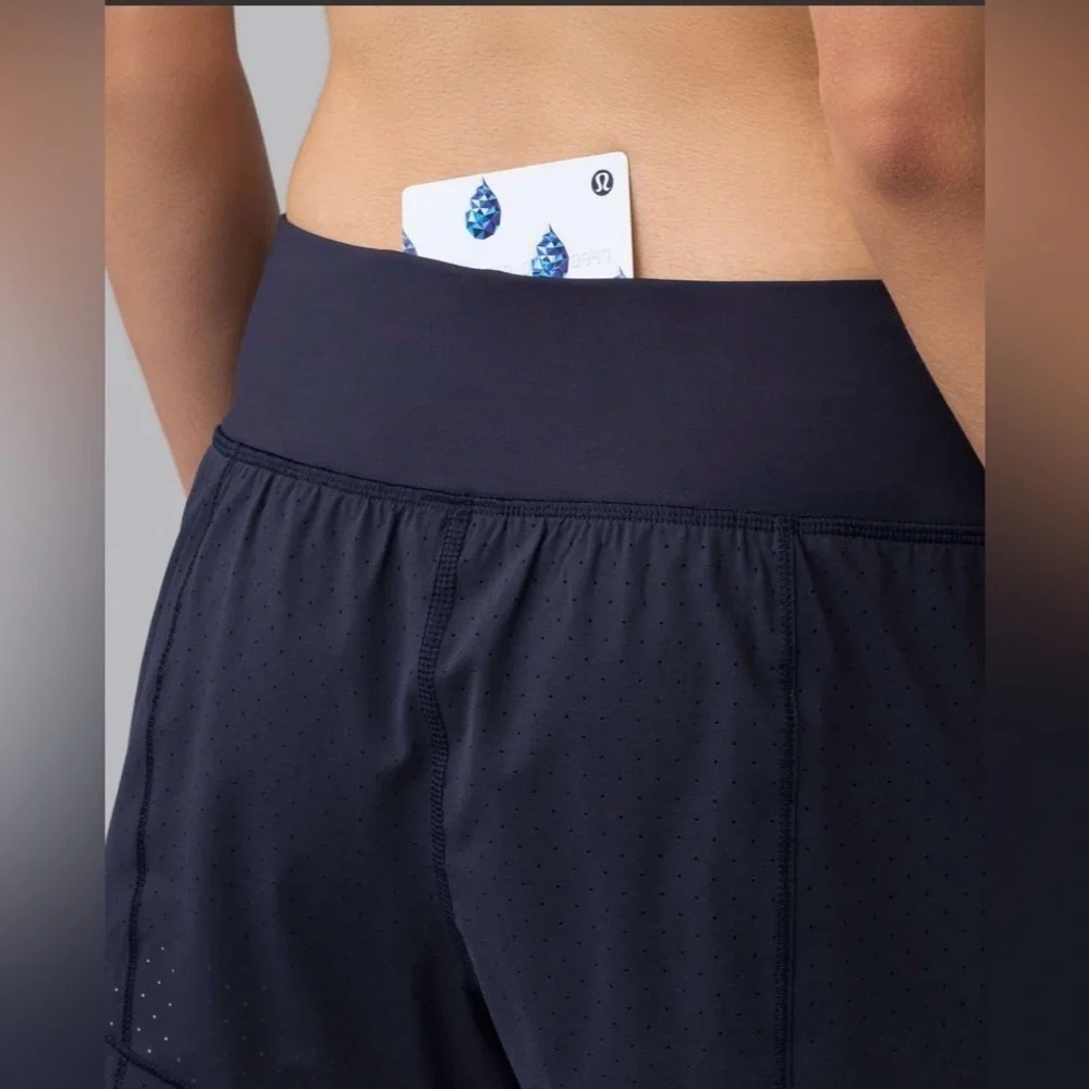 Lululemon Final Lap Short (2.5